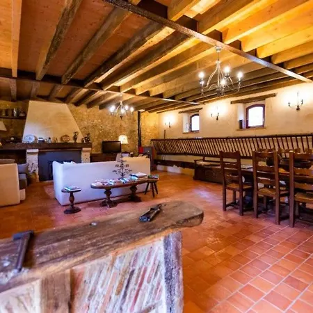 펜션 Charme Et Authenticite : Pour 4 Pers. En Bord De Riviere Avec Jardin Enchanteur En Sarthe - Fr-1-410-236