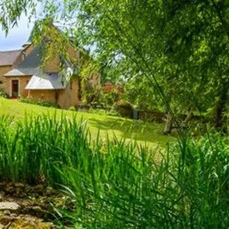 Charme Et Authenticite : Pour 4 Pers. En Bord De Riviere Avec Jardin Enchanteur En Sarthe - Fr-1-410-236 Holiday home *