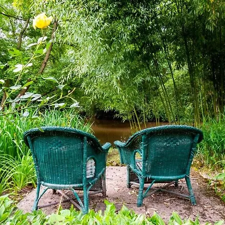 Charme Et Authenticite : Pour 4 Pers. En Bord De Riviere Avec Jardin Enchanteur En Sarthe - Fr-1-410-236 Asnieres-sur-Vegre