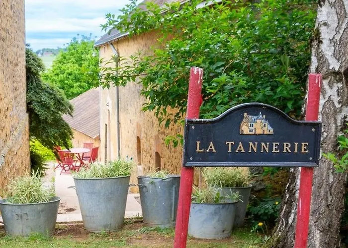 Charme Et Authenticite : Pour 4 Pers. En Bord De Riviere Avec Jardin Enchanteur En Sarthe - Fr-1-410-236 Asnières-sur-Vègre