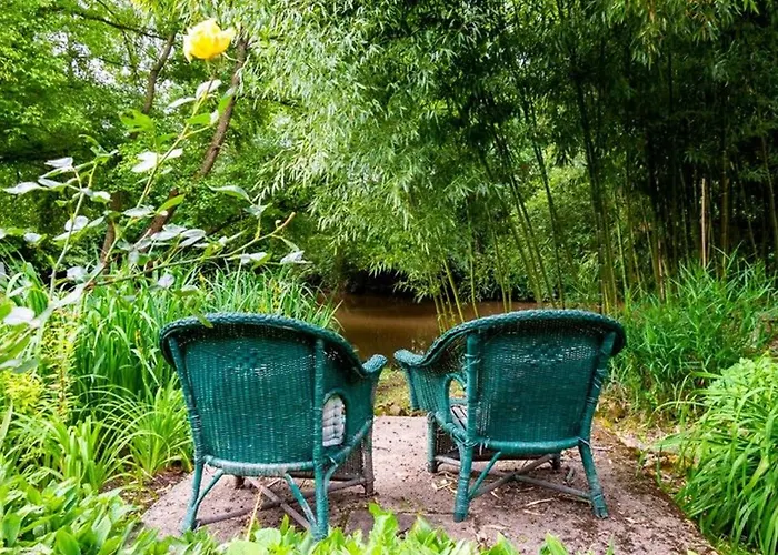 Charme Et Authenticite : Pour 4 Pers. En Bord De Riviere Avec Jardin Enchanteur En Sarthe - Fr-1-410-236 Asnières-sur-Vègre