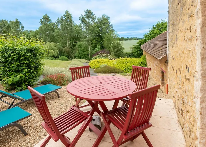 Charme Et Authenticite : Pour 4 Pers. En Bord De Riviere Avec Jardin Enchanteur En Sarthe - Fr-1-410-236 *